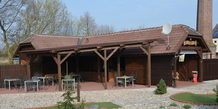 Po i při hře se můžete občerstvit v příjemném zázemí. 