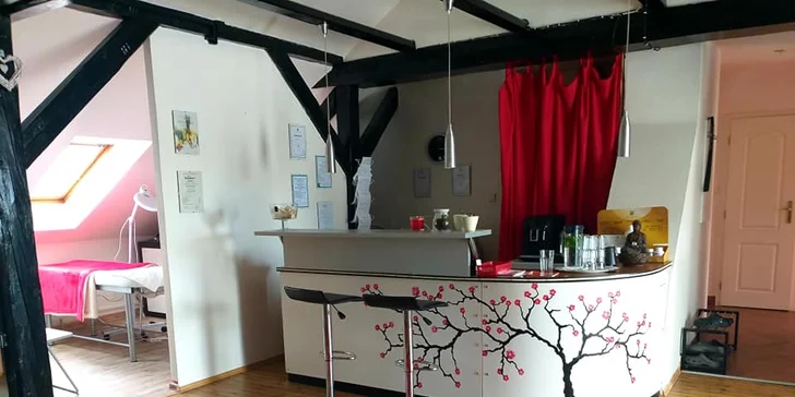 Díky botoxové výživě se řasy až zdvojnásobí a efekt tak vydrží až 2 měsíce. 
