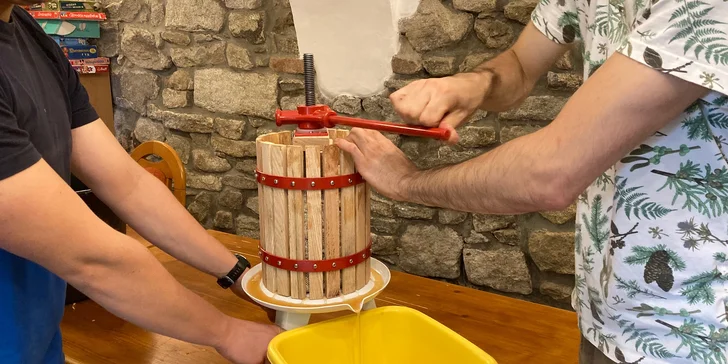 Domů si odvezete 2 nebo 4 l vámi připraveného nápoje. 