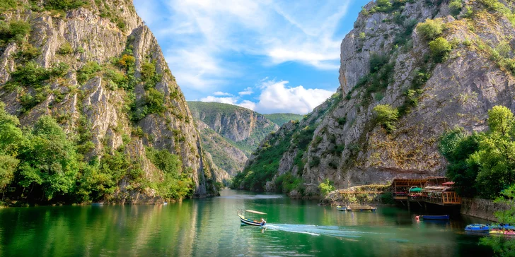 Severní Makedonie vám nabídne panenskou přírodu, nádherné hory i Ohridské jezero s průzračnou vodou.