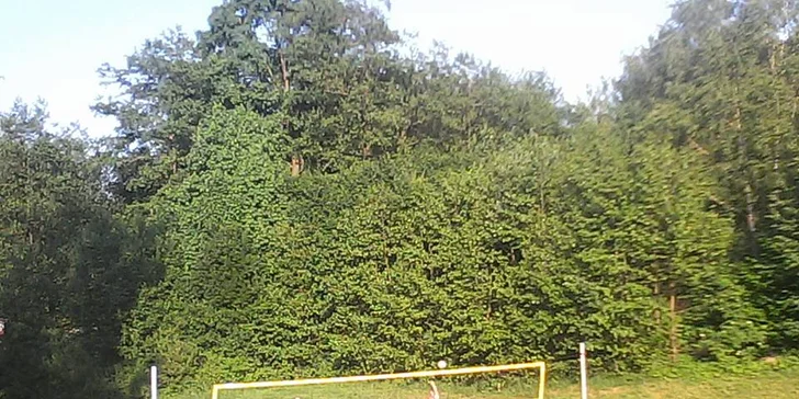 Nechybí hřiště na beach volejbal - vybavení vám půjčíme.