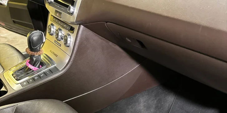 A díky profíkům přes čištění z CarPro bude vaše auto lítat jako namydlené, a to doslova! 