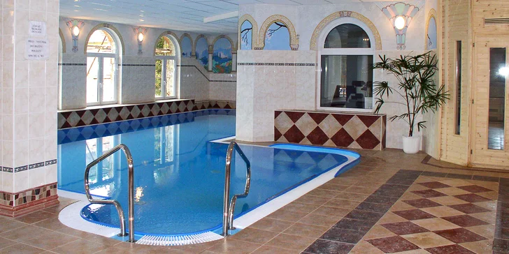 V Luhačovicích vás přivítá hotel Praha.