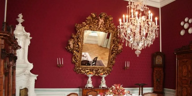 Červený salon.