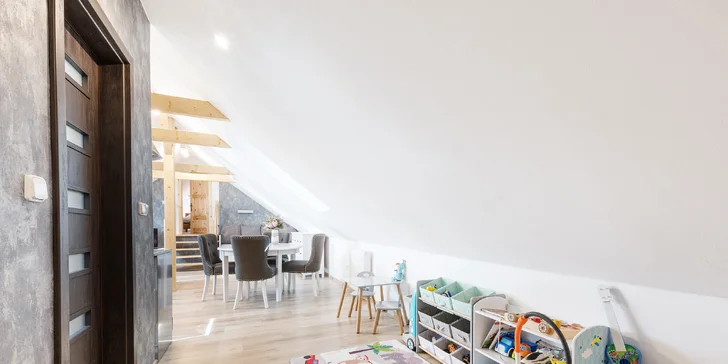Rodinný apartmán pro 2 dospělé a 2 děti do 14,9 let