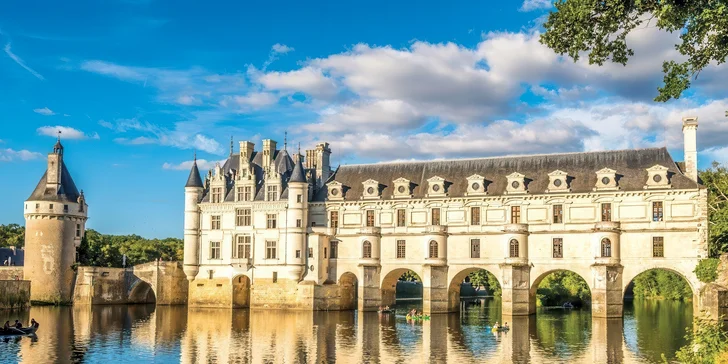 Společně s průvodcem si projdete města Orléans a Tours a pokocháte se zámky Ussé či Chambord.