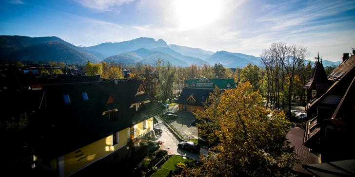 V samotnom centre mesta, kde panuje horská atmosféra, sa rozprestierajú úplne nové apartmány s nadštandardným vybavením. 