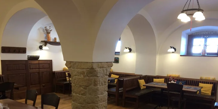 Každé ráno sejdete do restaurace na snídani.