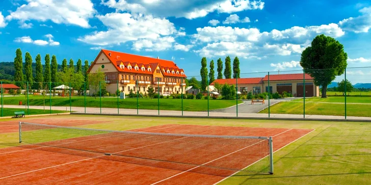 Úžasný pobyt v Hoteli Malvázia**** s wellness, rozsiahlym areálom s parkom a jazerom
