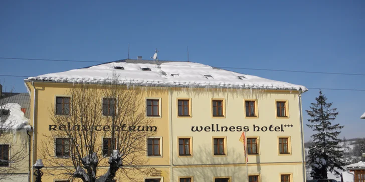 Hotel nájdete v krásnom prostredí obce Branná asi 20 km od Jeseníka.