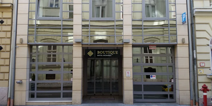 V hotelu půjčují kola. 