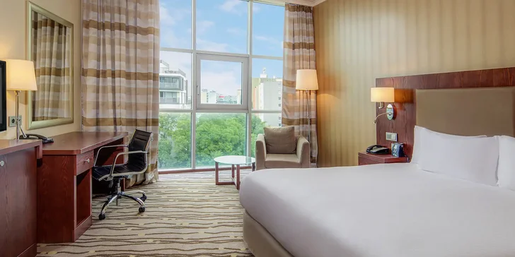 Pobyt v Bratislavě: 4* hotel sítě Hilton se snídaní a neomezeným vstupem do wellness