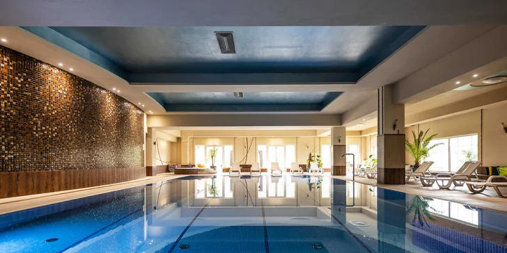 K dispozícii sú rôzne SPA procedúry, ako masáže, telové zábaly či peelingy s 20% zľavou.