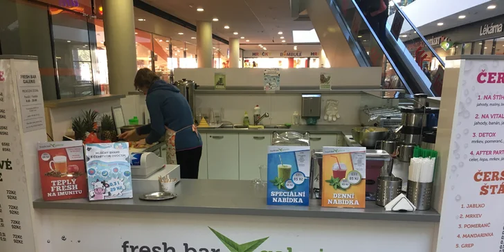 Pojďte doplnit vitamíny! Tenhle fresh bar najdete v přízemí Galerie Slovany. 