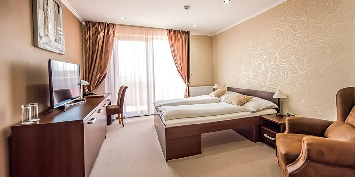 K dispozícii máte menšie izby Economy, priestranné dvojlôžkové izby alebo apartmán až pre štyroch hostí. 