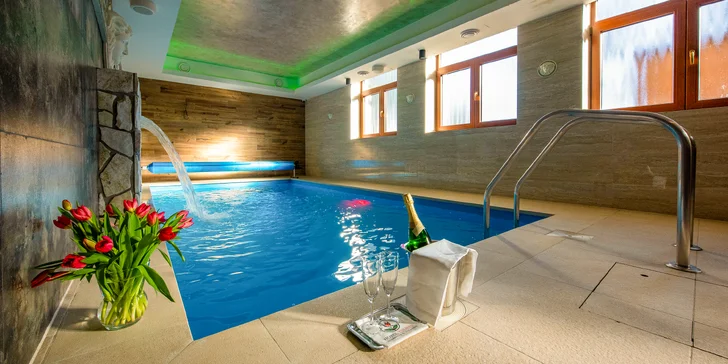 V hoteli Tulipán vás čaká neobmedzený vstup do moderného wellness centra.