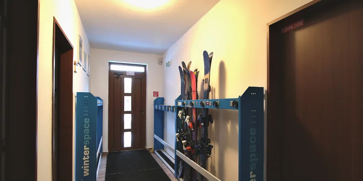 Športové potreby si môžete nechať v úschovni apartmánového domu.