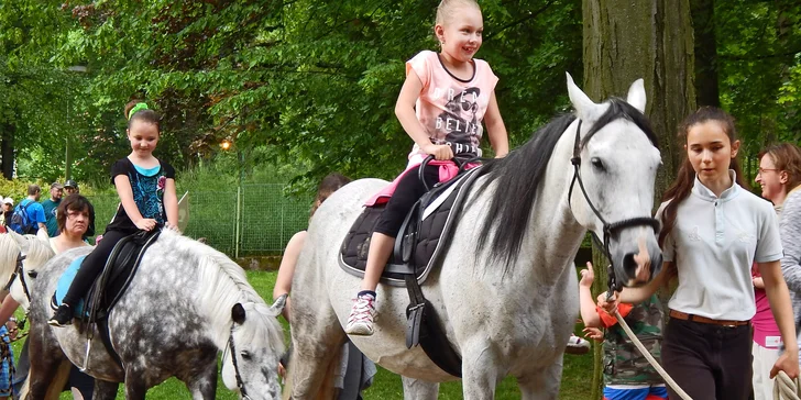 Tak s dětmi zajeďte na ranč v Proseči nad Nisou.