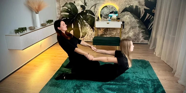 Rituál Nuad Boran cílící na hluboké uvolnění svalů a zlepšení flexibility.
