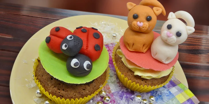 Tvořivá neděle pro děti: Modelování zvířátek a zdobení cupcaků vč. občerstvení