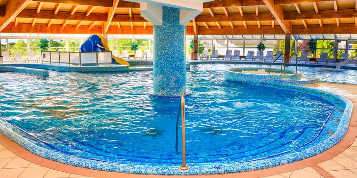 Rodinná dovolená v apartmánovém resortu s bazény: až 4 děti zdarma