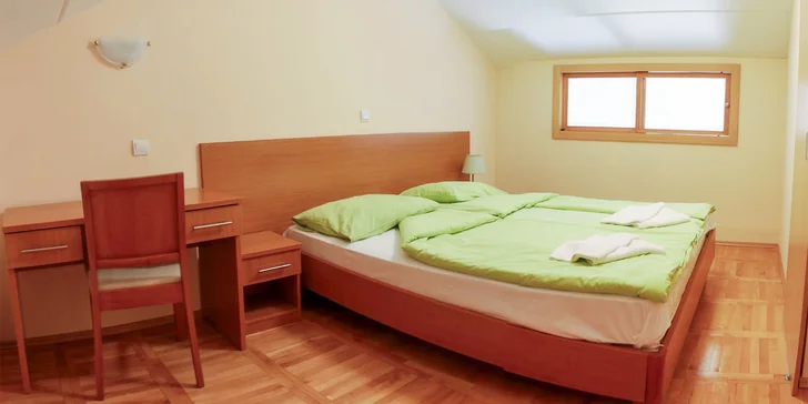 Ubytujete se v apartmánech Duga Uvala ve stejnojmenném zálivu. 