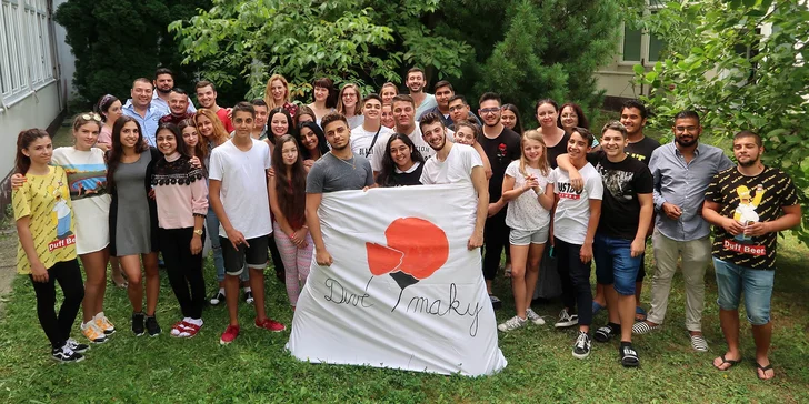 Podporte vzdelávanie a rozvoj mimoriadne nadaných rómskych detí