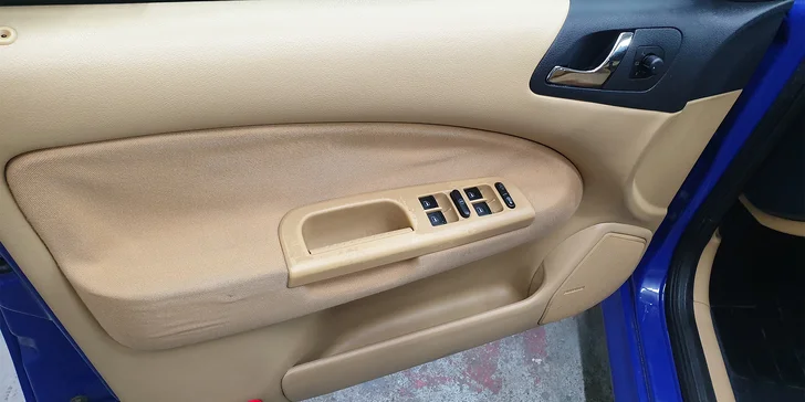 Bez zbytečných řečí sem svoje auto rovnou zavezte a nechce ho vycídit do nejposlednějšího místečka.