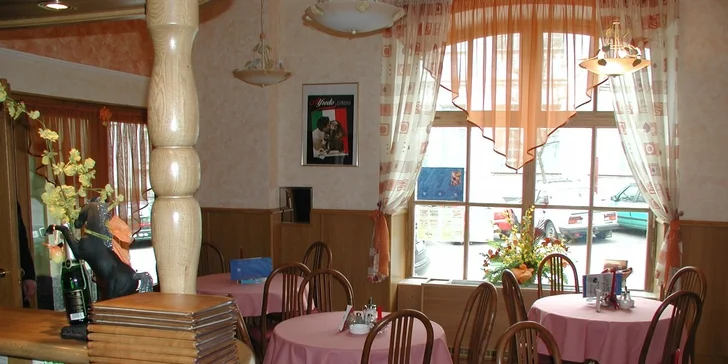 Restaurace hotelu Derby