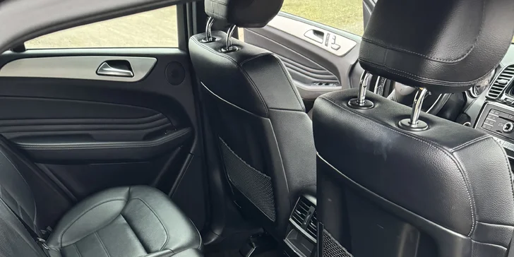 Balíček Detail a Exteriér lze spojit. Za 2 dny si vyzvednete v podstatě úplně nové auto.