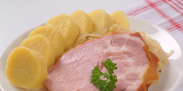 Vše vám přivezou v zatavitelných jednorázových miskách.