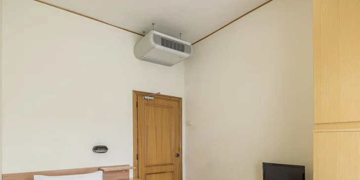 Pre rodiny alebo skupiny priateľov sú pripravené izby Standard s možnosťou prístelky (23 m²), ktoré poskytujú dostatok priestoru bez kompromisov v pohodlí.