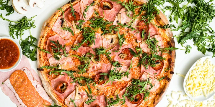 Výborná pizza s sebou: průměr 33 cm, výběr z mnoha různých druhů