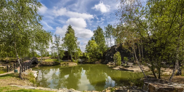 Vyrazte na výlet a prineste si z neho množstvo zážitkov! Pri nástupe na pobyt dostanete turistický program vrátane mapiek a turistických trás.