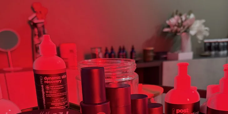Díky pokročilým technologiím, zkušenostem odborníka a produktům Dermalogica si pokožka užije regeneraci, omlazení a viditelné zpevnění.