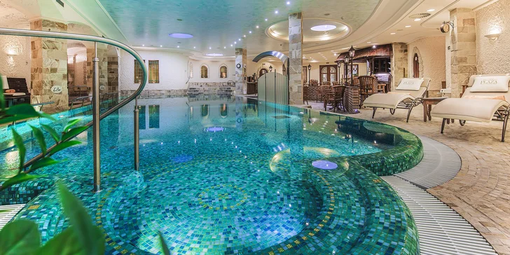 Luxusní pobyt v Karlových Varech: 5* Superior hotel Plaza s polopenzí a unikátním wellnesslandem
