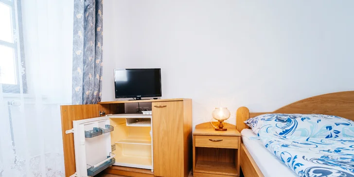 Strávit tu můžete až 8 nocí. (na fotce třílůžkový pokoj)