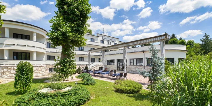 Pobyt v maďarském městě Harkány: 3* hotel naproti termálním lázním, snídaně či polopenze i autobusová doprava