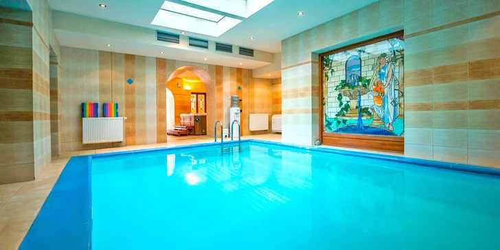 Wellness pobyt v Trenčianských Teplicích: aroma masáž, finská sauna, bazén i polopenze