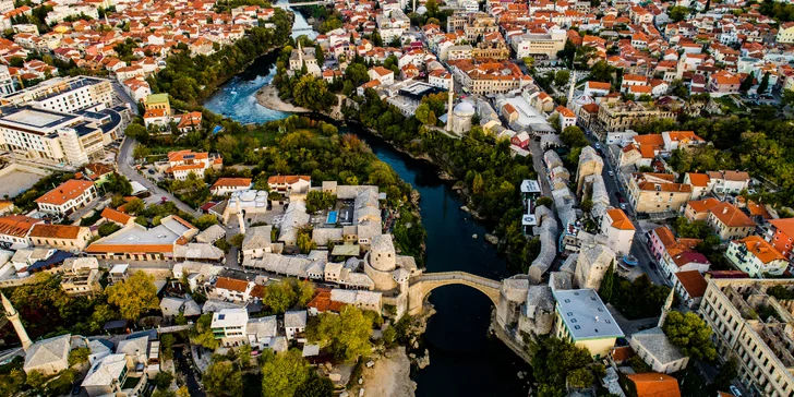 V Sarajevu si prohlédnete i místo atentátu na rakouského arcivévodu.