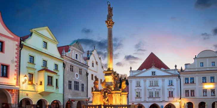 Čeká vás celkem 14 stanovišť a stejný počet úkolů, přičemž jejich rozluštění vám vždy prozradí zajímavé a mnohdy netušené informace.	