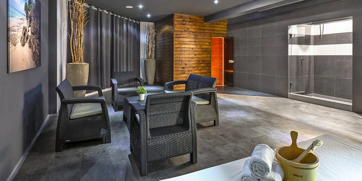 Přijít můžete až ve 4 osobách, wellness bude na 90 minut jenom vaše.