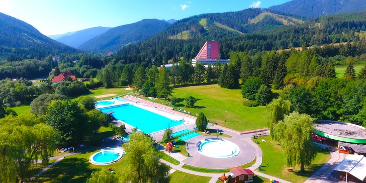 Liptovský Ján u Nízkých Tater: hotel s vlastními termálním bazénem, polopenze i slevy na výlety