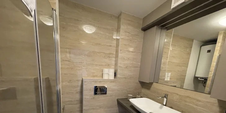 Koupelny apartmánů jsou velmi příjemné.