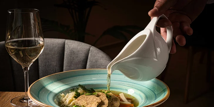 Nebudú chýbať ani maďarské špeciality či jedlá pre vegetariánov a osoby so špeciálnou diétou.