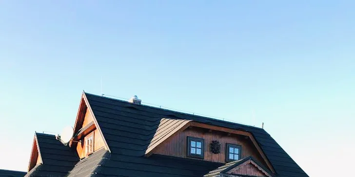 V dřevěnicích s výhledem na hory najdete soukromí, romantiku i rodinnou pohodu.
