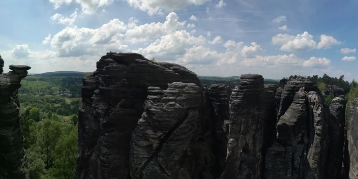 Svět vypadá nejkrásněji ze skály, kterou jste sami vylezli.