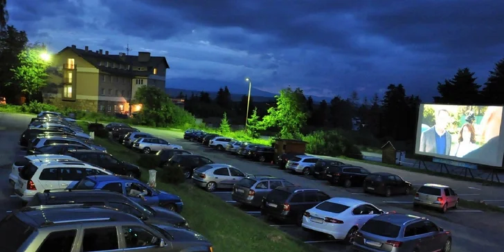 AUTOKINO ORAVA