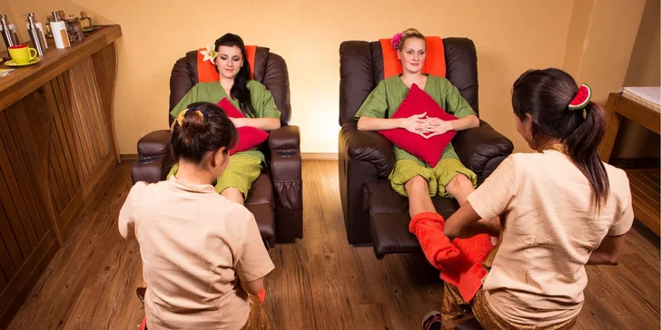 Hýčkání v salonu v Českém Krumlově: 30 či 60 minut reflexní masáže chodidel