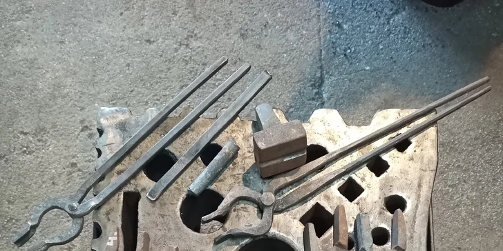 K dispozici budete mít všechno nářadí i materiály. 